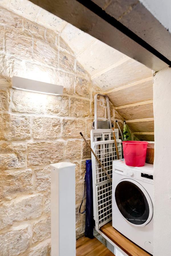 Chic, Stylish 1 Bedroom Maisonette - Close To Valletta Floriana Kültér fotó